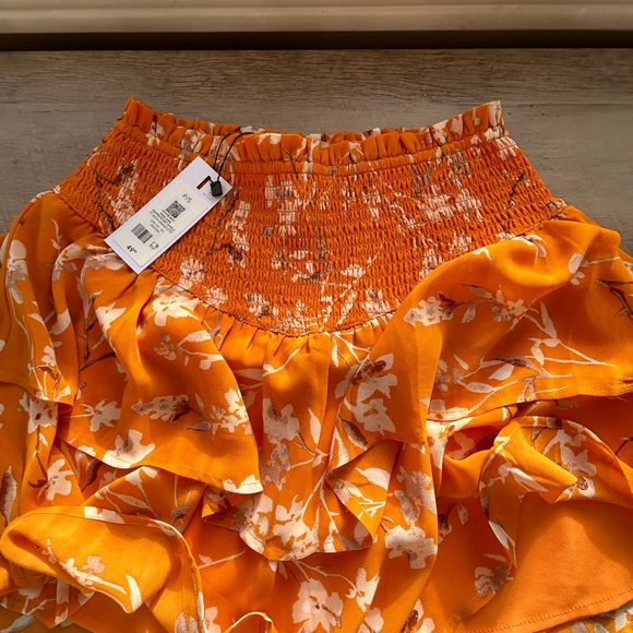 Dynamite Flowy Floral Skirt - Picture 3 of 5